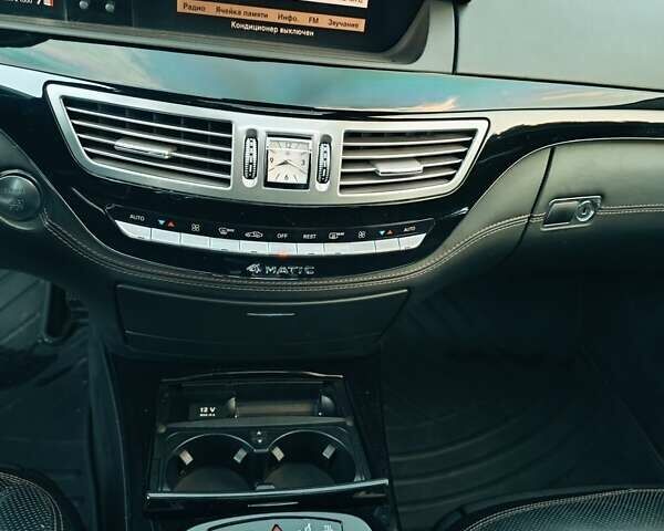 Черный Мерседес С Класс, объемом двигателя 4.7 л и пробегом 288 тыс. км за 12800 $, фото 47 на Automoto.ua