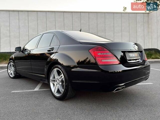 Чорний Мерседес С Клас, об'ємом двигуна 3 л та пробігом 211 тис. км за 23400 $, фото 10 на Automoto.ua