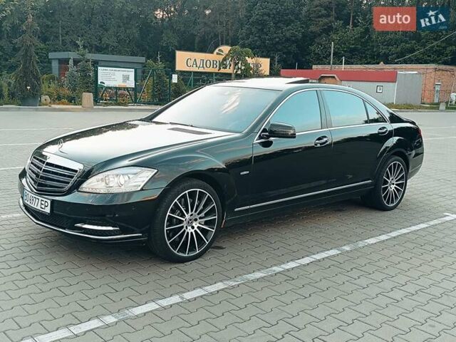 Черный Мерседес С Класс, объемом двигателя 4.7 л и пробегом 288 тыс. км за 12800 $, фото 7 на Automoto.ua