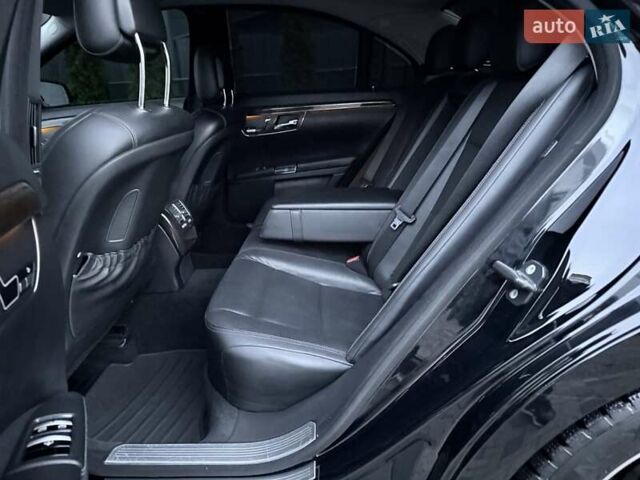 Черный Мерседес С Класс, объемом двигателя 3 л и пробегом 279 тыс. км за 17700 $, фото 14 на Automoto.ua