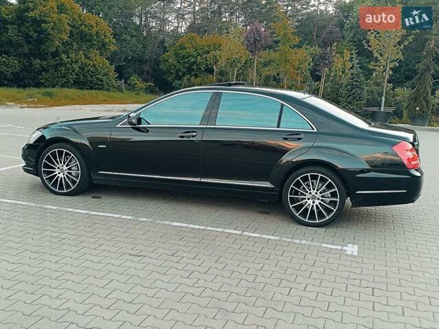 Черный Мерседес С Класс, объемом двигателя 4.7 л и пробегом 288 тыс. км за 12800 $, фото 29 на Automoto.ua