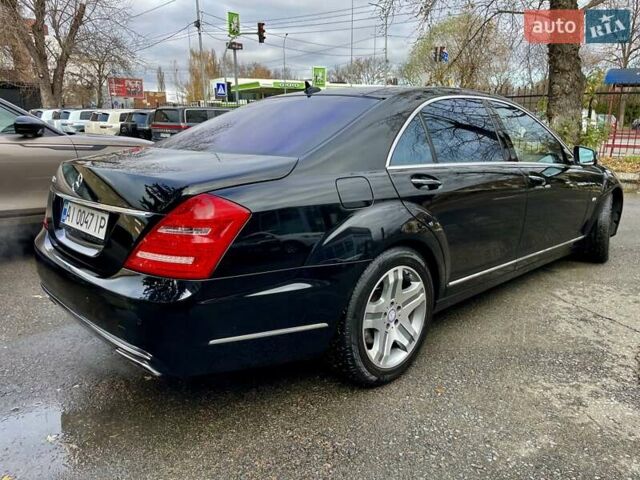 Чорний Мерседес С Клас, об'ємом двигуна 5.51 л та пробігом 98 тис. км за 25500 $, фото 6 на Automoto.ua