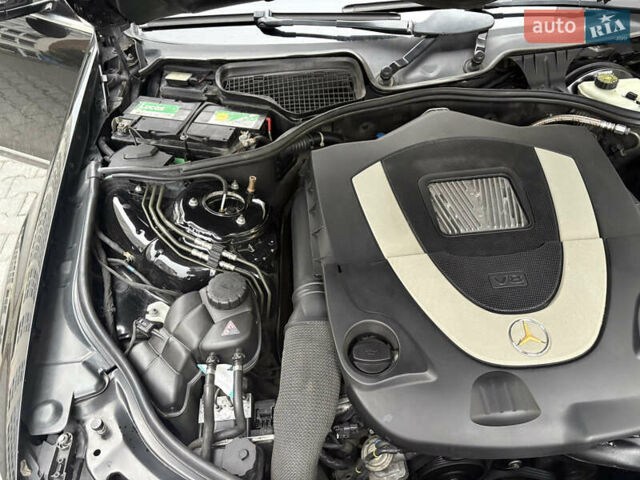 Черный Мерседес С Класс, объемом двигателя 5.5 л и пробегом 150 тыс. км за 17999 $, фото 60 на Automoto.ua