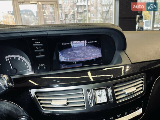 Черный Мерседес С Класс, объемом двигателя 4.7 л и пробегом 175 тыс. км за 24900 $, фото 33 на Automoto.ua