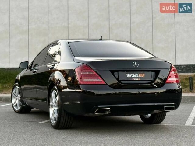 Чорний Мерседес С Клас, об'ємом двигуна 3 л та пробігом 211 тис. км за 23400 $, фото 8 на Automoto.ua