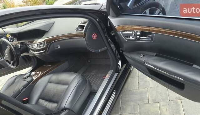 Чорний Мерседес С Клас, об'ємом двигуна 3 л та пробігом 315 тис. км за 18900 $, фото 19 на Automoto.ua