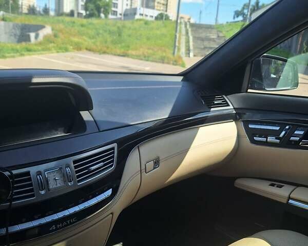 Черный Мерседес С Класс, объемом двигателя 5.46 л и пробегом 225 тыс. км за 16000 $, фото 17 на Automoto.ua