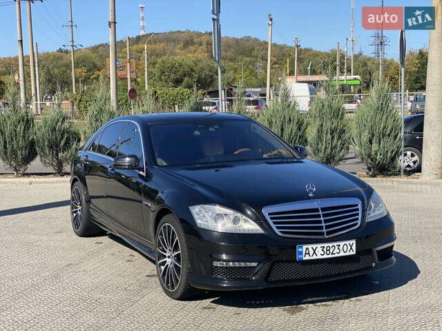 Черный Мерседес С Класс, объемом двигателя 4.66 л и пробегом 280 тыс. км за 18400 $, фото 7 на Automoto.ua