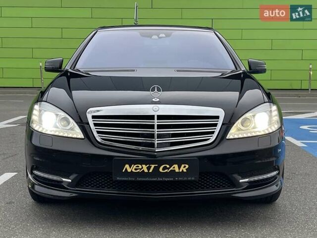 Чорний Мерседес С Клас, об'ємом двигуна 4.66 л та пробігом 227 тис. км за 16500 $, фото 3 на Automoto.ua