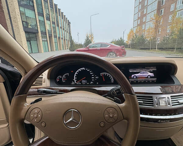 Черный Мерседес С Класс, объемом двигателя 5.5 л и пробегом 150 тыс. км за 17999 $, фото 50 на Automoto.ua