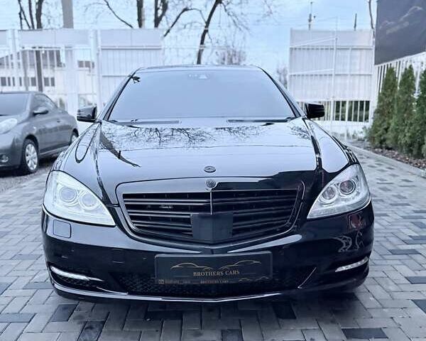 Черный Мерседес С Класс, объемом двигателя 3 л и пробегом 279 тыс. км за 17700 $, фото 7 на Automoto.ua