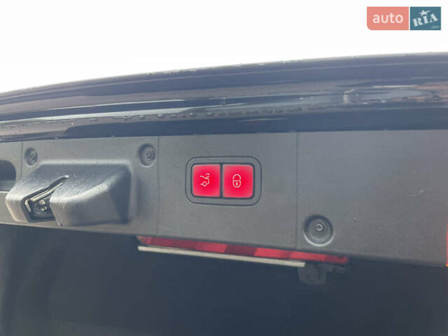 Мерседес С Клас 2011 у Києві на Automoto.ua Чорний Мерседес С Клас, об'ємом двигуна 4.66 л та пробігом 290 тис. км за 11995 $, фото 59 на Automoto.ua