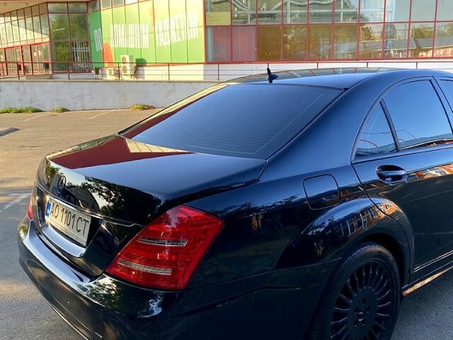 Чорний Мерседес С Клас, об'ємом двигуна 3 л та пробігом 280 тис. км за 13500 $, фото 7 на Automoto.ua