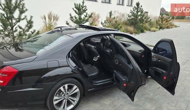 Чорний Мерседес С Клас, об'ємом двигуна 3 л та пробігом 315 тис. км за 18900 $, фото 11 на Automoto.ua