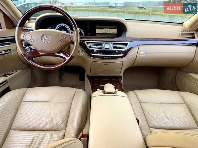 Черный Мерседес С Класс, объемом двигателя 4.7 л и пробегом 201 тыс. км за 12900 $, фото 34 на Automoto.ua