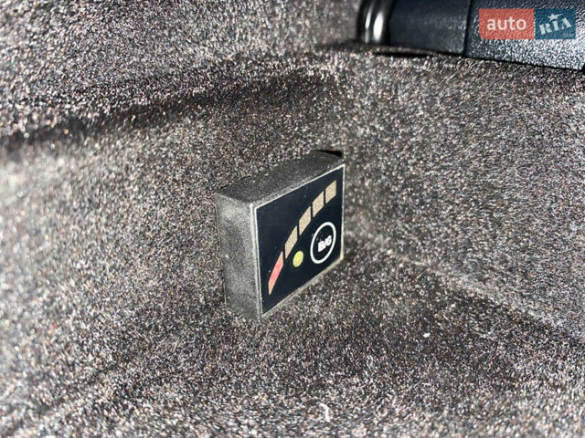 Черный Мерседес С Класс, объемом двигателя 5.5 л и пробегом 229 тыс. км за 16666 $, фото 70 на Automoto.ua