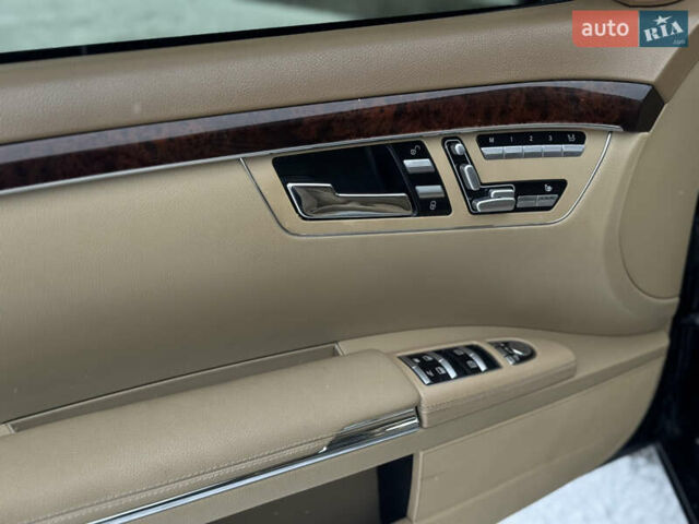 Чорний Мерседес С Клас, об'ємом двигуна 2.99 л та пробігом 368 тис. км за 14700 $, фото 41 на Automoto.ua