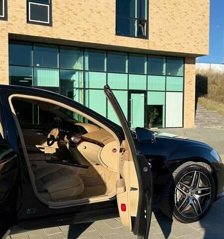 Черный Мерседес С Класс, объемом двигателя 5.46 л и пробегом 241 тыс. км за 16500 $, фото 8 на Automoto.ua