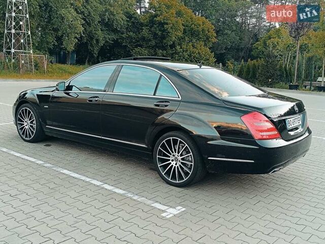 Черный Мерседес С Класс, объемом двигателя 4.7 л и пробегом 288 тыс. км за 12800 $, фото 27 на Automoto.ua