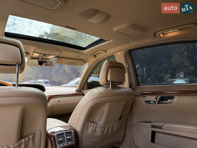 Чорний Мерседес С Клас, об'ємом двигуна 3 л та пробігом 337 тис. км за 19900 $, фото 38 на Automoto.ua