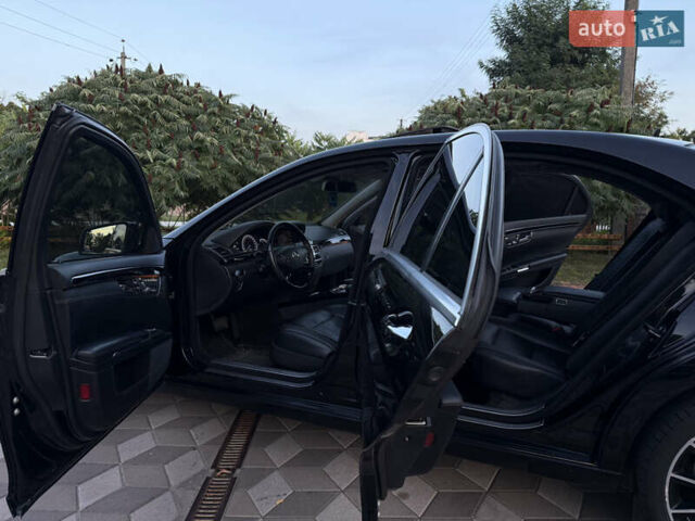 Чорний Мерседес С Клас, об'ємом двигуна 4.7 л та пробігом 290 тис. км за 17000 $, фото 32 на Automoto.ua