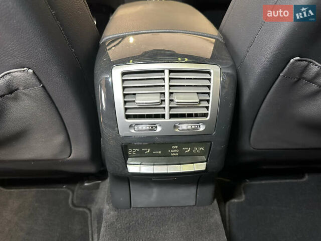 Черный Мерседес С Класс, объемом двигателя 4.7 л и пробегом 175 тыс. км за 24900 $, фото 46 на Automoto.ua