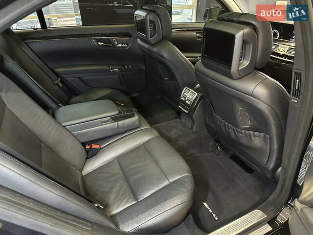 Черный Мерседес С Класс, объемом двигателя 4.7 л и пробегом 175 тыс. км за 24900 $, фото 53 на Automoto.ua