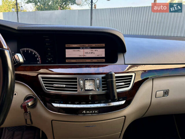 Черный Мерседес С Класс, объемом двигателя 3 л и пробегом 255 тыс. км за 24500 $, фото 16 на Automoto.ua