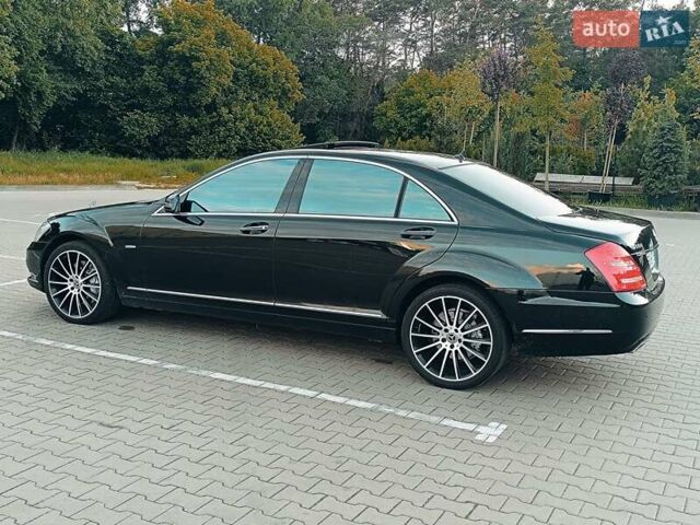 Черный Мерседес С Класс, объемом двигателя 4.7 л и пробегом 288 тыс. км за 12800 $, фото 28 на Automoto.ua