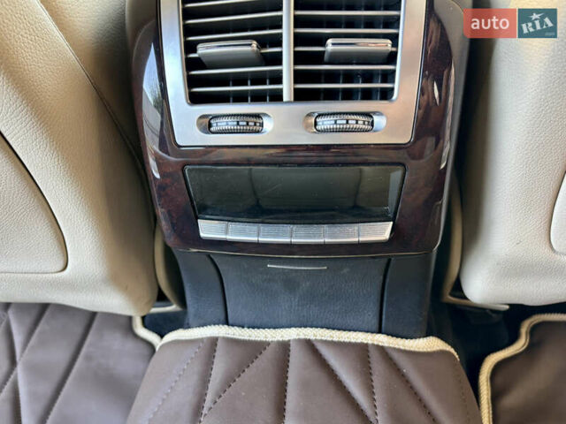 Черный Мерседес С Класс, объемом двигателя 3 л и пробегом 255 тыс. км за 24500 $, фото 27 на Automoto.ua