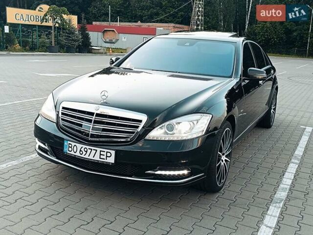 Черный Мерседес С Класс, объемом двигателя 4.7 л и пробегом 288 тыс. км за 12800 $, фото 10 на Automoto.ua