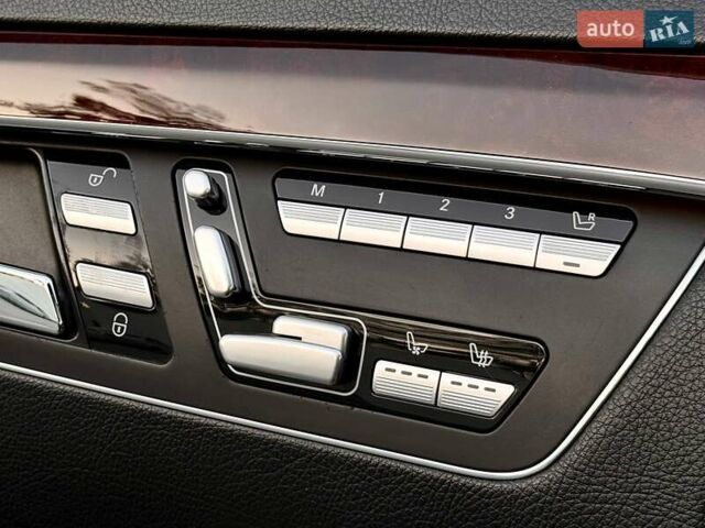 Чорний Мерседес С Клас, об'ємом двигуна 3 л та пробігом 211 тис. км за 23400 $, фото 27 на Automoto.ua