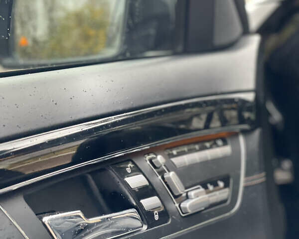 Мерседес С Клас 2011 у Києві на Automoto.ua Чорний Мерседес С Клас, об'ємом двигуна 4.66 л та пробігом 290 тис. км за 11995 $, фото 47 на Automoto.ua