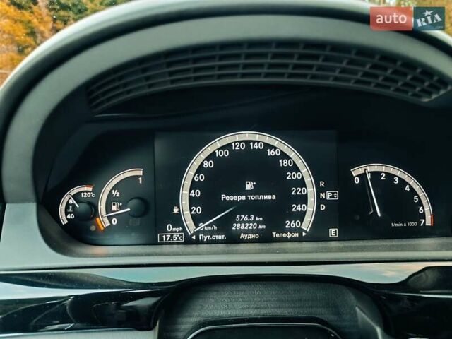Черный Мерседес С Класс, объемом двигателя 4.7 л и пробегом 288 тыс. км за 13800 $, фото 49 на Automoto.ua
