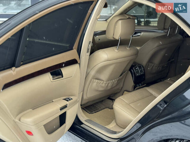 Чорний Мерседес С Клас, об'ємом двигуна 2.99 л та пробігом 368 тис. км за 14700 $, фото 33 на Automoto.ua