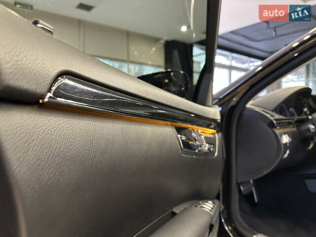 Черный Мерседес С Класс, объемом двигателя 4.7 л и пробегом 175 тыс. км за 24900 $, фото 22 на Automoto.ua