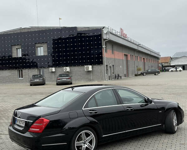 Черный Мерседес С Класс, объемом двигателя 3 л и пробегом 360 тыс. км за 17999 $, фото 5 на Automoto.ua