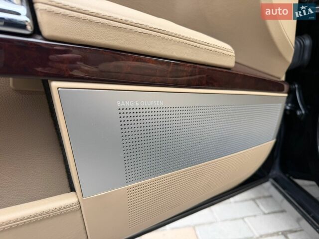 Чорний Мерседес С Клас, об'ємом двигуна 5.51 л та пробігом 215 тис. км за 14500 $, фото 16 на Automoto.ua