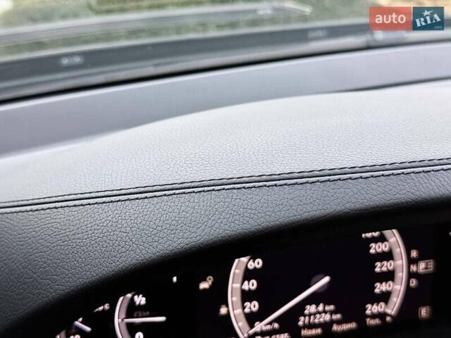 Чорний Мерседес С Клас, об'ємом двигуна 3 л та пробігом 211 тис. км за 23400 $, фото 45 на Automoto.ua