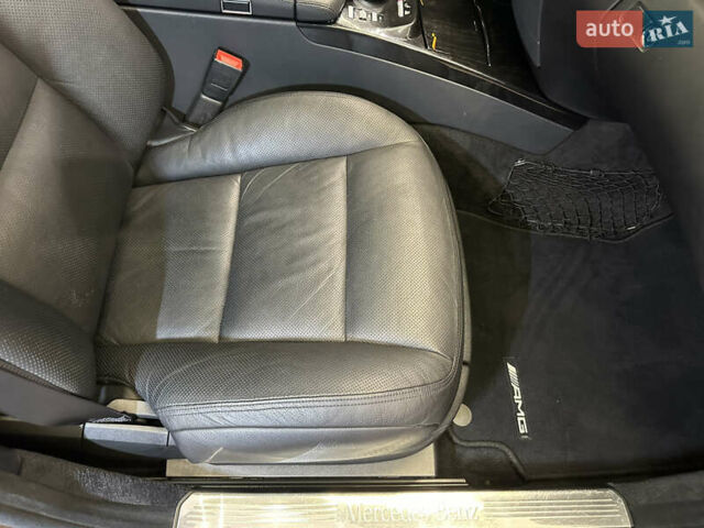 Черный Мерседес С Класс, объемом двигателя 4.7 л и пробегом 175 тыс. км за 24900 $, фото 60 на Automoto.ua