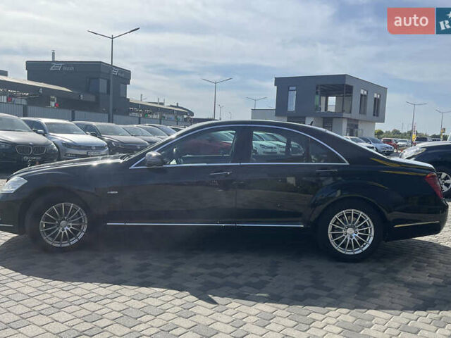 Черный Мерседес С Класс, объемом двигателя 3 л и пробегом 455 тыс. км за 15999 $, фото 3 на Automoto.ua