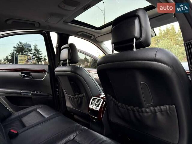 Чорний Мерседес С Клас, об'ємом двигуна 3 л та пробігом 211 тис. км за 23400 $, фото 63 на Automoto.ua