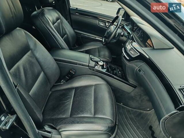 Черный Мерседес С Класс, объемом двигателя 4.7 л и пробегом 288 тыс. км за 12800 $, фото 36 на Automoto.ua