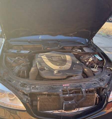 Черный Мерседес С Класс, объемом двигателя 5.46 л и пробегом 241 тыс. км за 16500 $, фото 32 на Automoto.ua