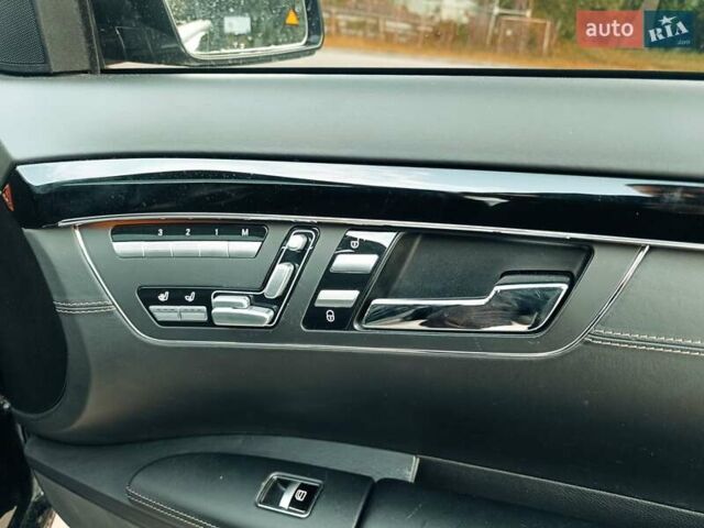 Черный Мерседес С Класс, объемом двигателя 4.7 л и пробегом 288 тыс. км за 12800 $, фото 33 на Automoto.ua