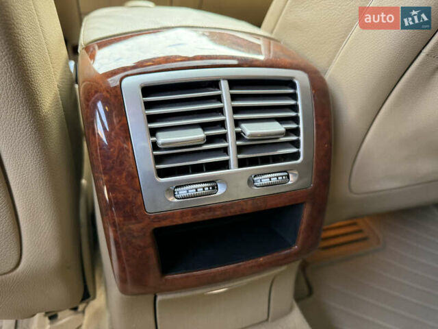 Чорний Мерседес С Клас, об'ємом двигуна 3 л та пробігом 337 тис. км за 19900 $, фото 40 на Automoto.ua