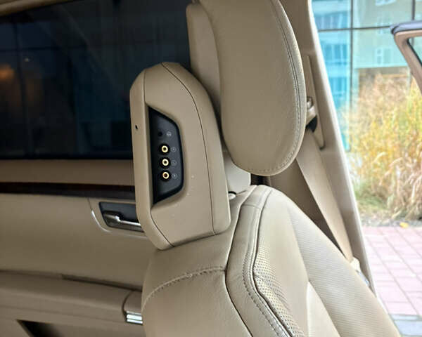 Черный Мерседес С Класс, объемом двигателя 5.5 л и пробегом 150 тыс. км за 17999 $, фото 74 на Automoto.ua