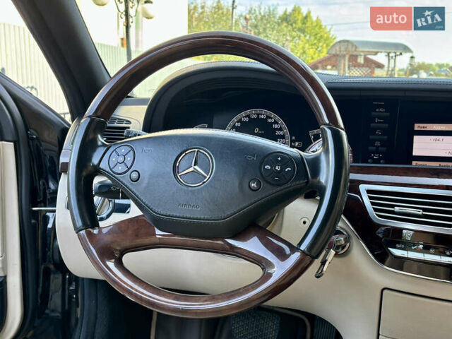 Черный Мерседес С Класс, объемом двигателя 3 л и пробегом 255 тыс. км за 24500 $, фото 32 на Automoto.ua