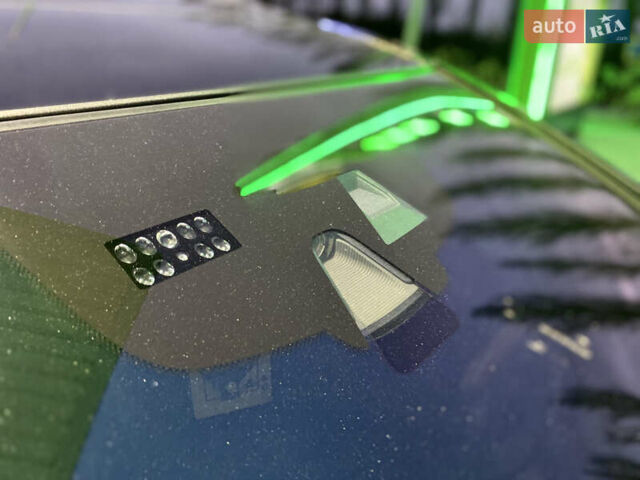 Черный Мерседес С Класс, объемом двигателя 5.5 л и пробегом 229 тыс. км за 16666 $, фото 68 на Automoto.ua