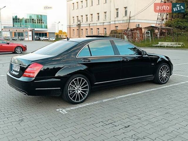 Черный Мерседес С Класс, объемом двигателя 4.7 л и пробегом 288 тыс. км за 12800 $, фото 20 на Automoto.ua
